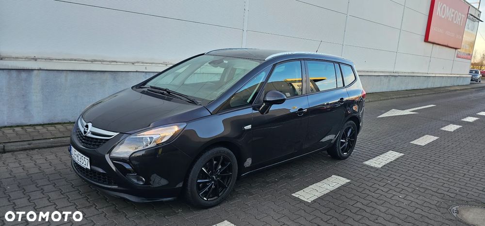 Opel Zafira - 1