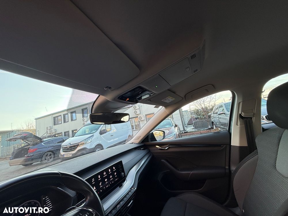 Skoda Octavia 2.0 TDI DSG Ambition - 14