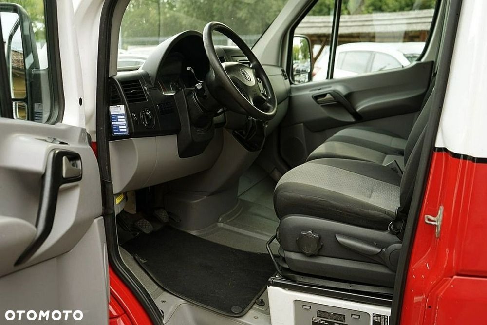 Volkswagen Crafter - 13