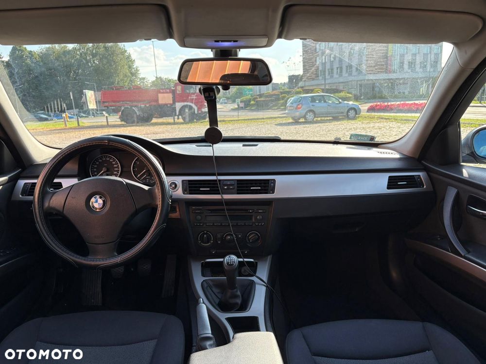 BMW Seria 3 - 13
