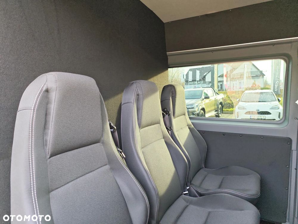 Toyota Proace Max brygadowy 6-osobowy - 13
