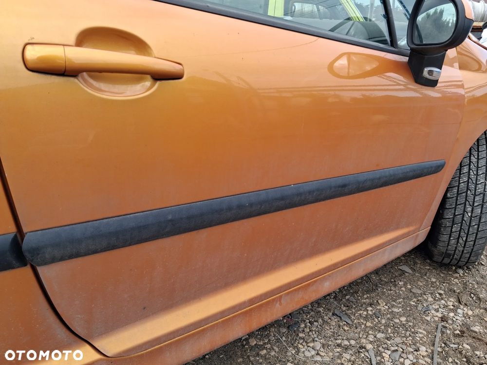 DRZWI PRAWE PRZOD PEUGEOT 207 3D KHW - 2
