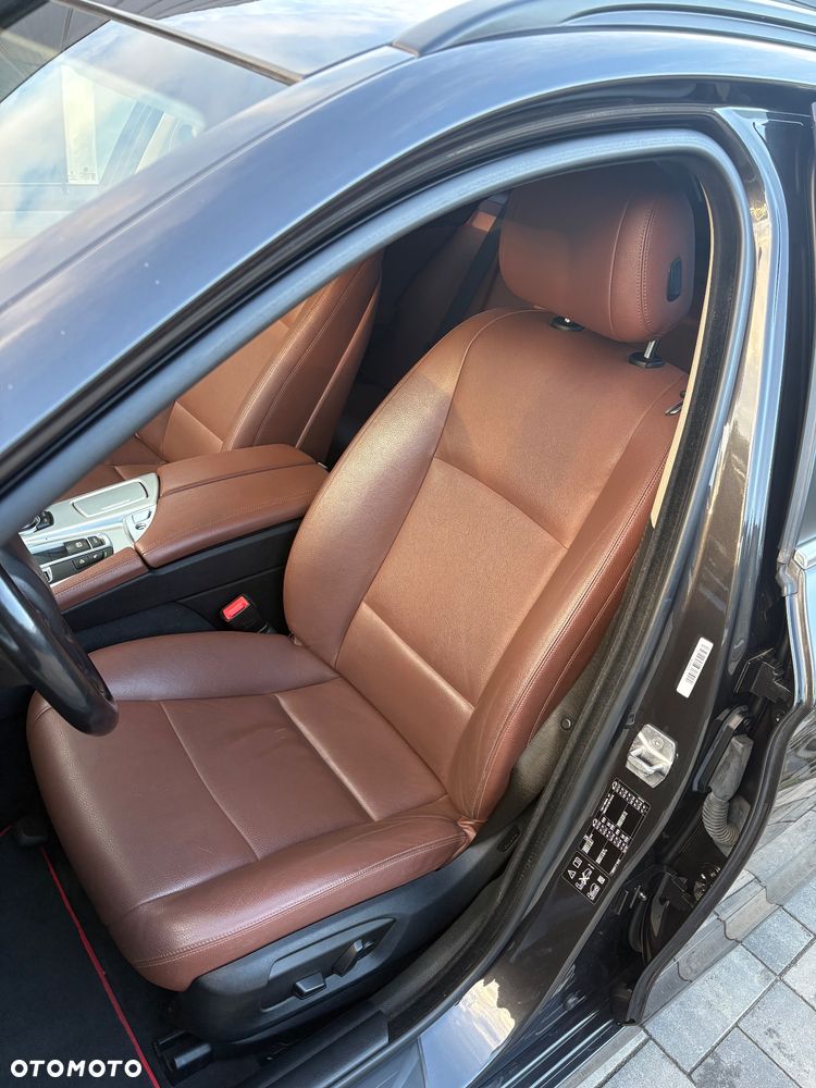 BMW Seria 5 520d xDrive Luxury Line - 12