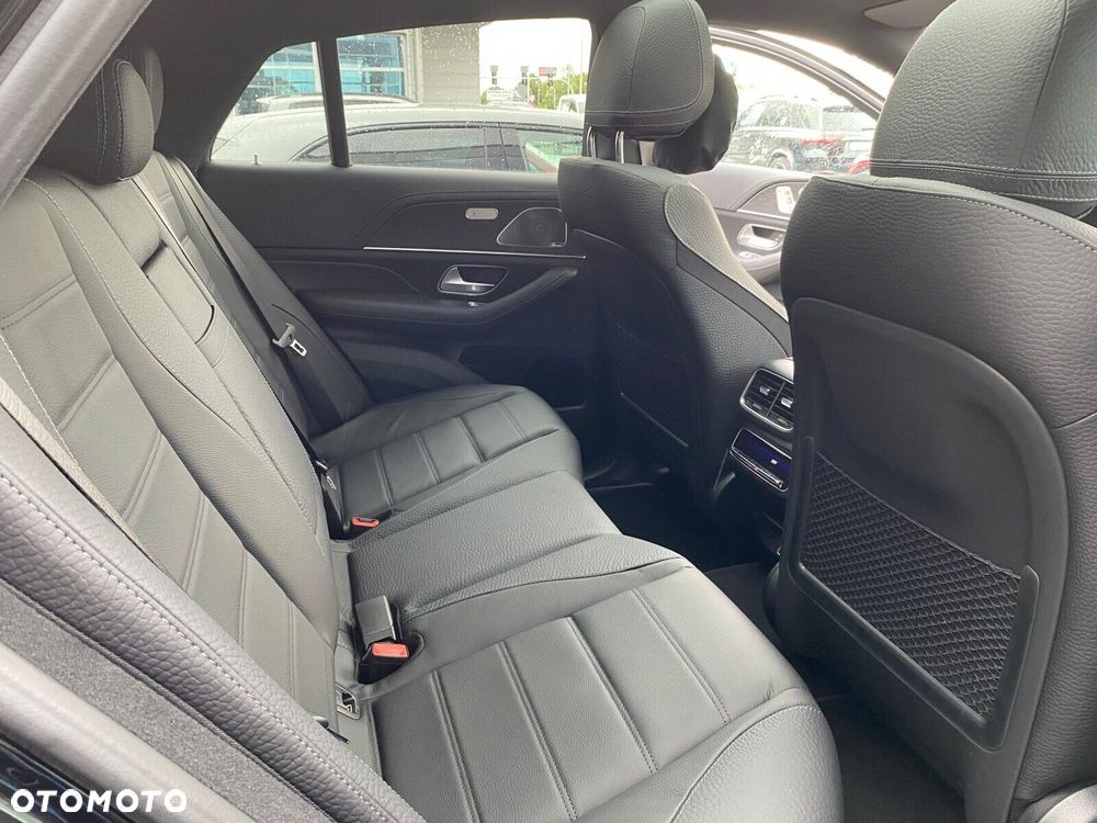 Mercedes-Benz GLE - 28