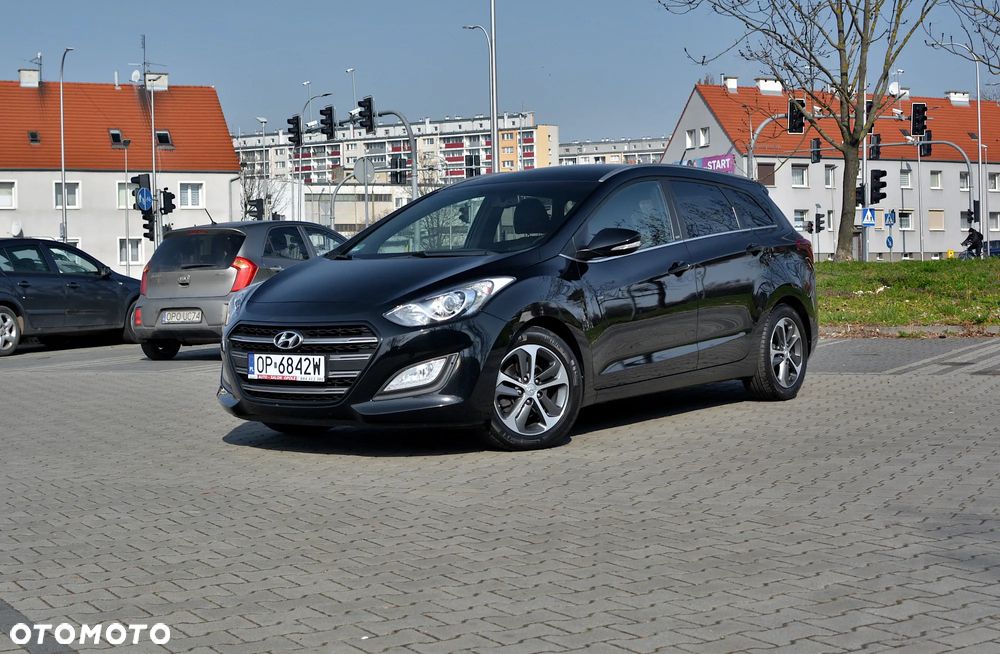 Hyundai i30 1.6 GDI BlueDrive Go - 2