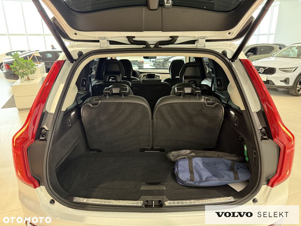 Volvo XC 90 - 20
