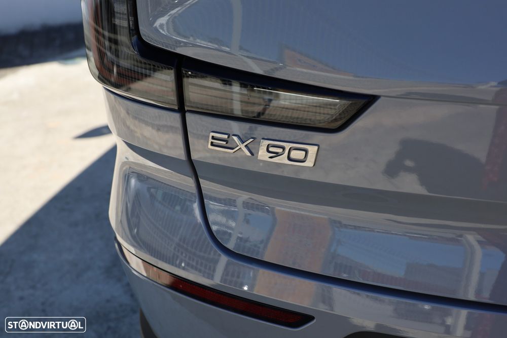 Volvo EX90 104 kWh Single Motor Core - 42
