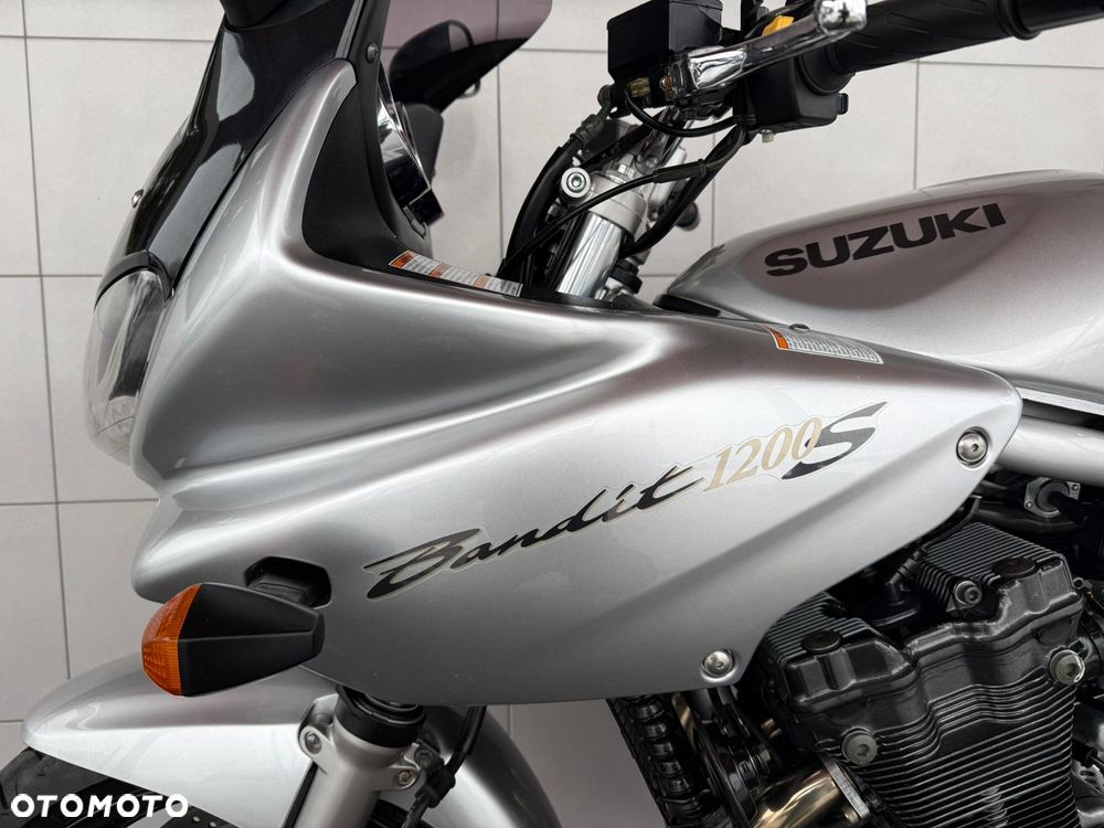 Suzuki Bandit - 34