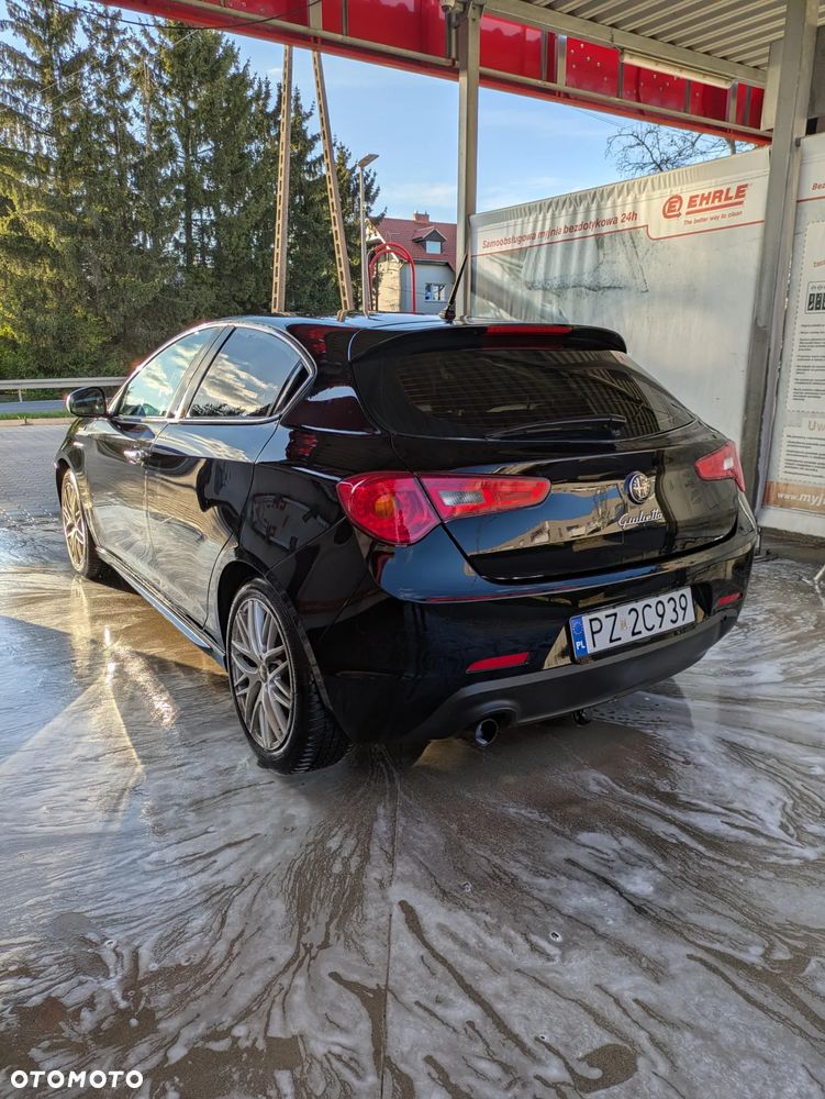 Alfa Romeo Giulietta 1.4 TB MultiAir Exclusive - 3