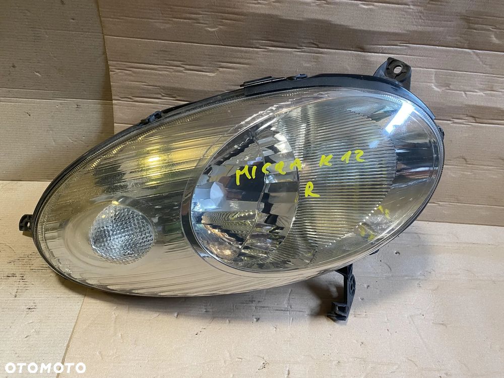 Lampa Nissan Micra K12  prawa OE - 2