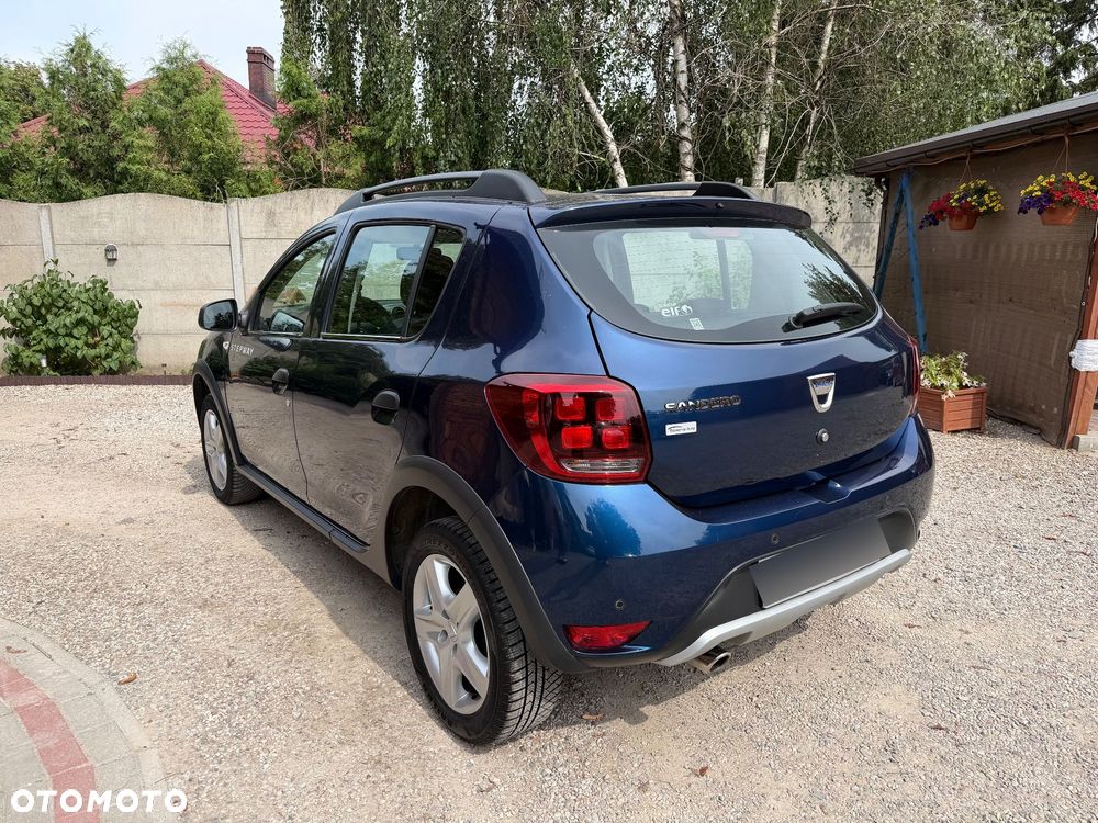 Dacia Sandero Stepway dCi 90 (S&S) Essential - 3