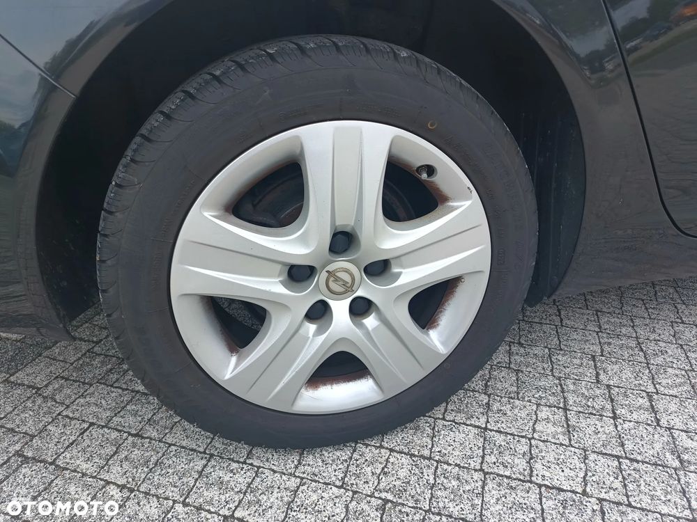 Opel Insignia 1.4 T Cosmo S&S - 23