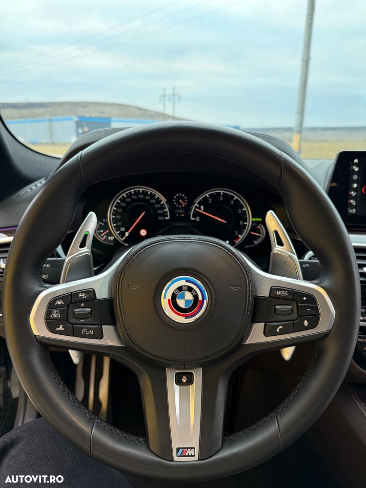 BMW Seria 5 530i xDrive AT - 21