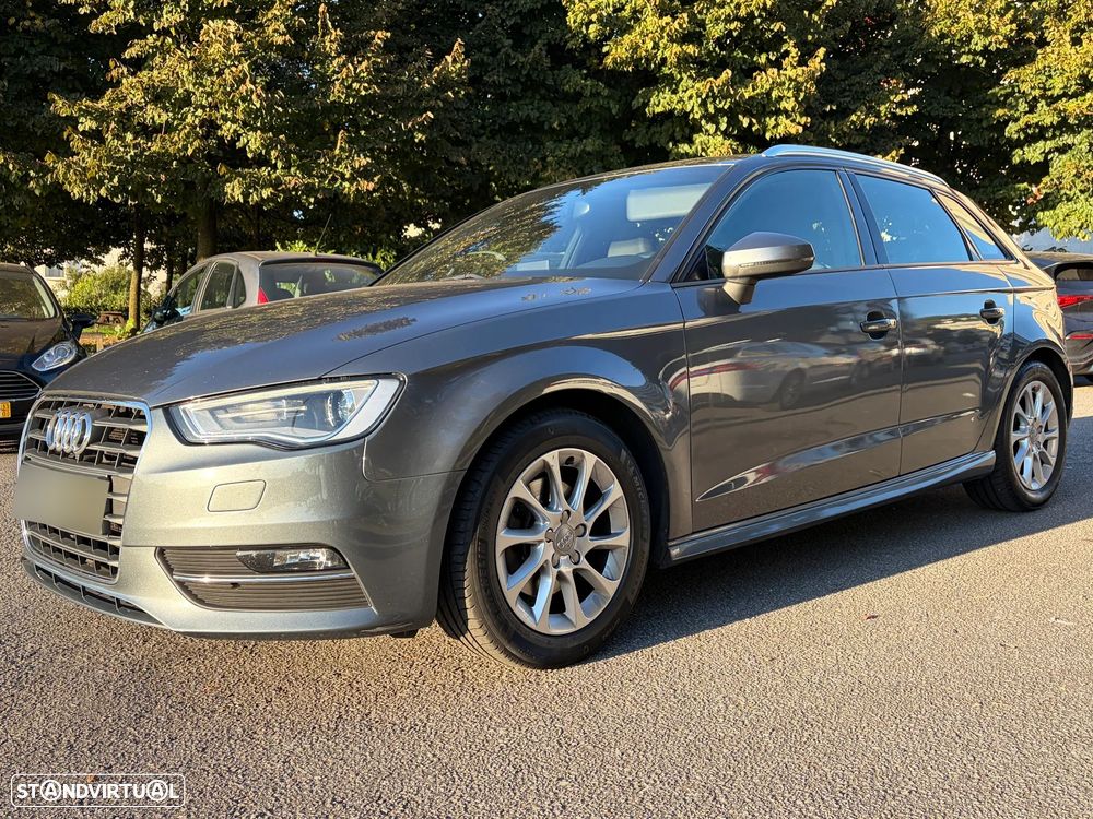 Audi A3 Sportback 1.6 TDI Attraction Ultra - 5