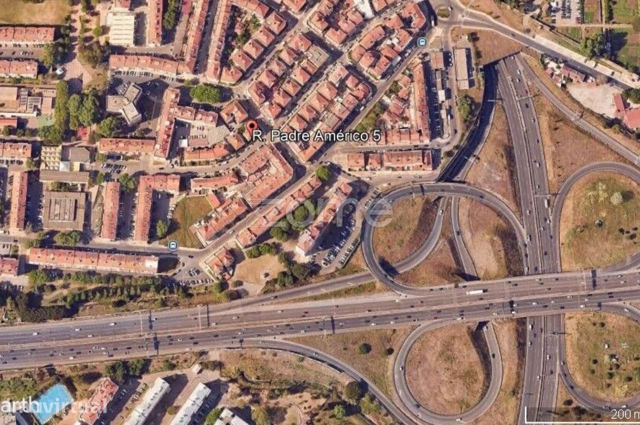 Apartamento T3 na Buraca para investimento - Grande imagem: 4/11