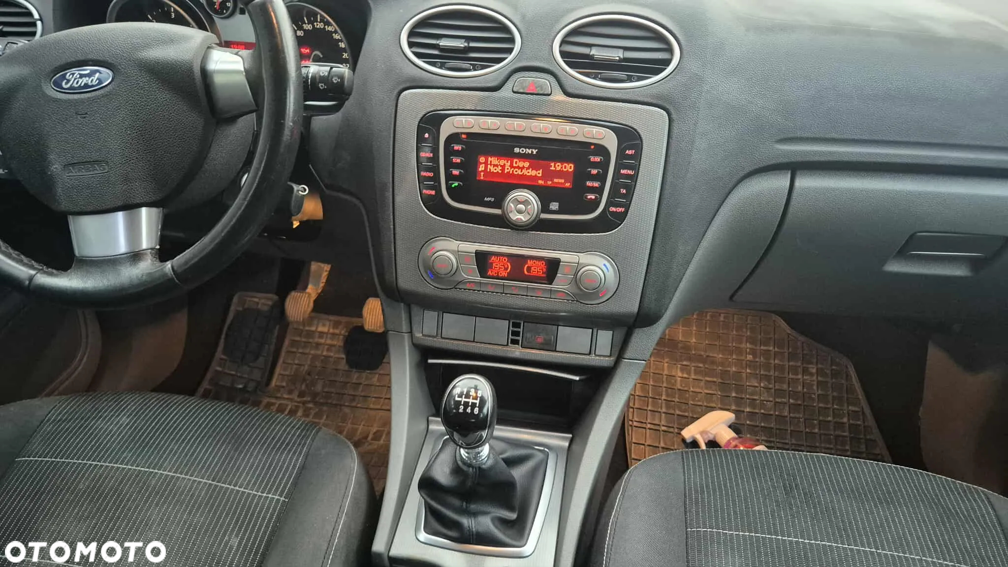 Ford Focus 2.0 TDCi Titanium - 12