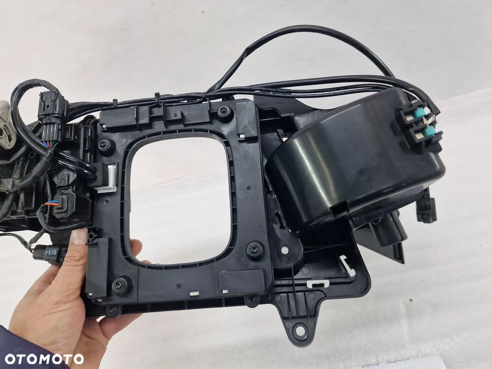 HYUNDAI KONA LIFT 18- KOMPLETNE GNIAZDO / KLAPKA ŁADOWANIA , NR 86340-K4000 , NR AUKCJI GW4 - 11