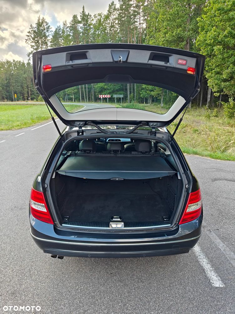 Mercedes-Benz Klasa C 200 CDI DPF (BlueEFFICIENCY) 7G-TRONIC Avantgarde - 12