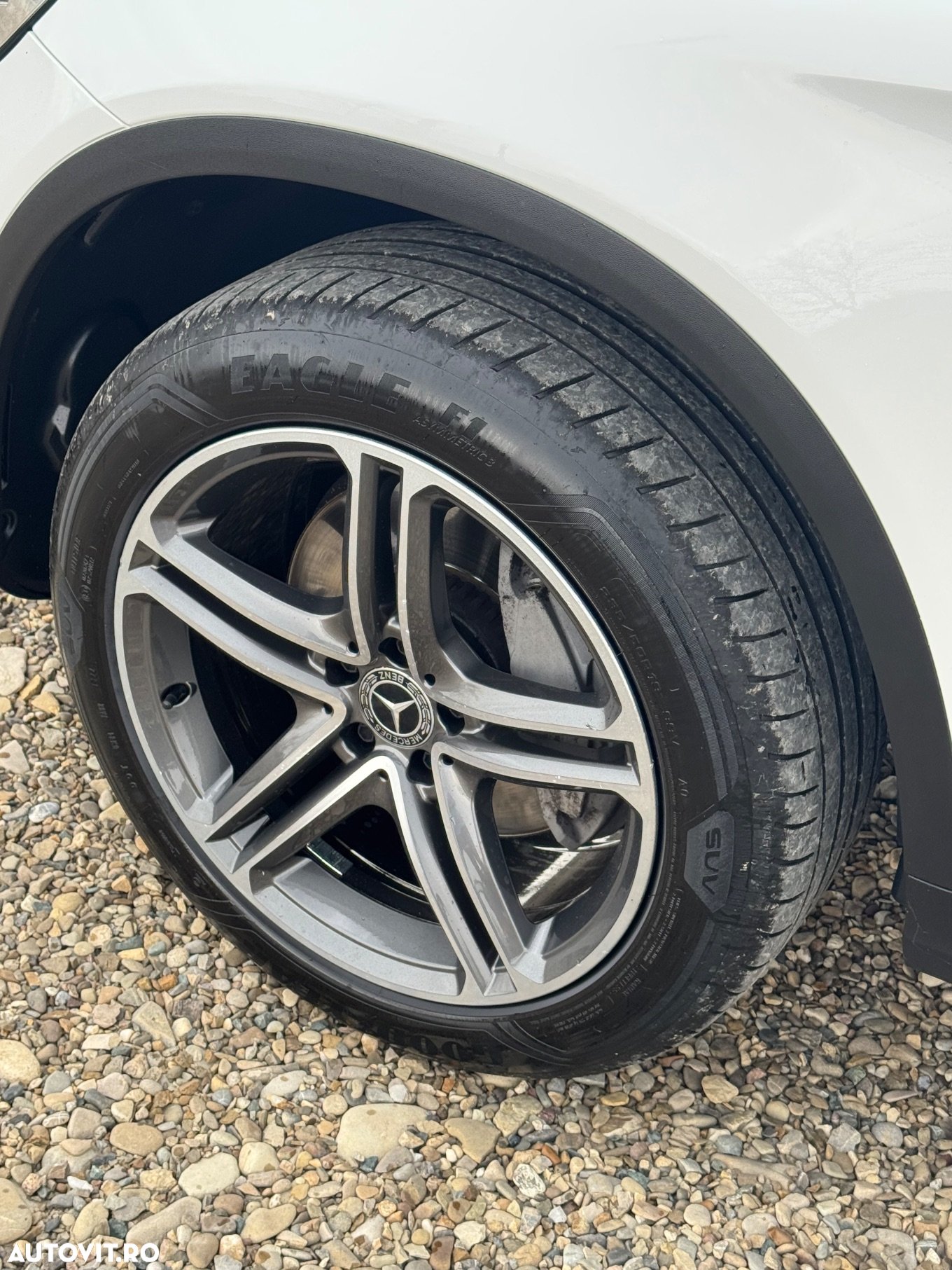 Mercedes-Benz GLC 220 d 4Matic 9G-TRONIC AMG Line - 12