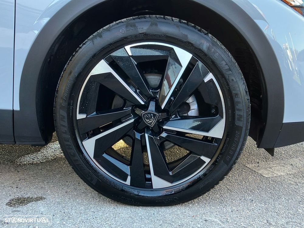 Peugeot 408 - 10