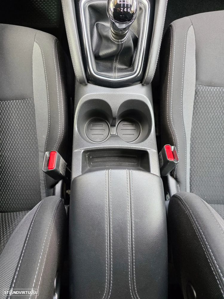 Nissan Qashqai 1.5 dCi N-Connecta - 41