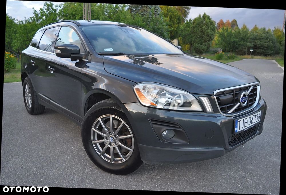 Volvo XC 60 2.4D AWD Momentum - 16