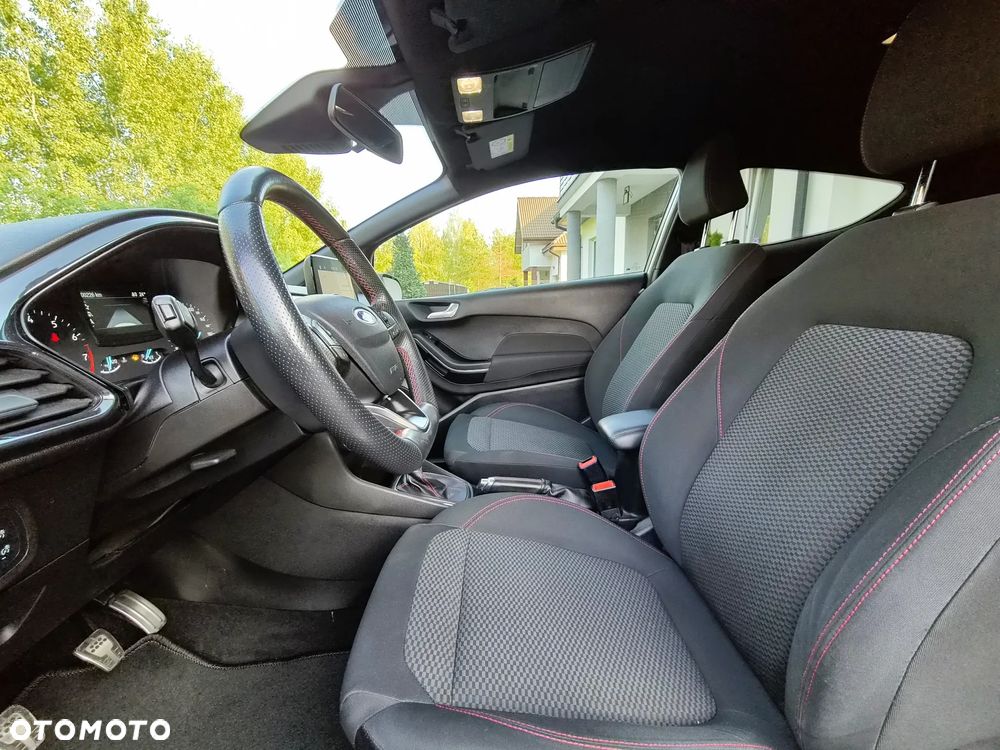 Ford Fiesta - 9