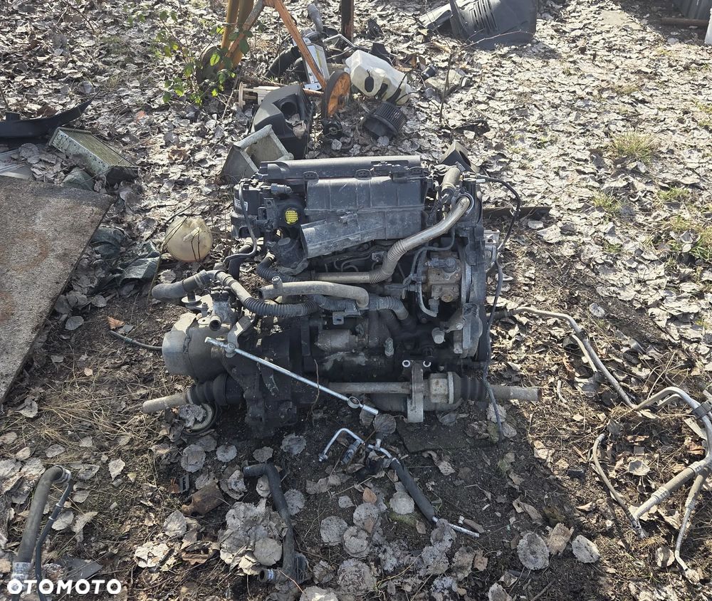 Silnik kompletny Peugeot 206 1.4 Hdi 8HZ 10FD95 - 2