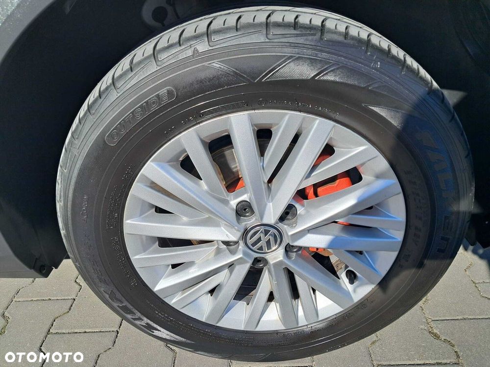 Volkswagen T-Roc 1.0 TSI Advance - 28