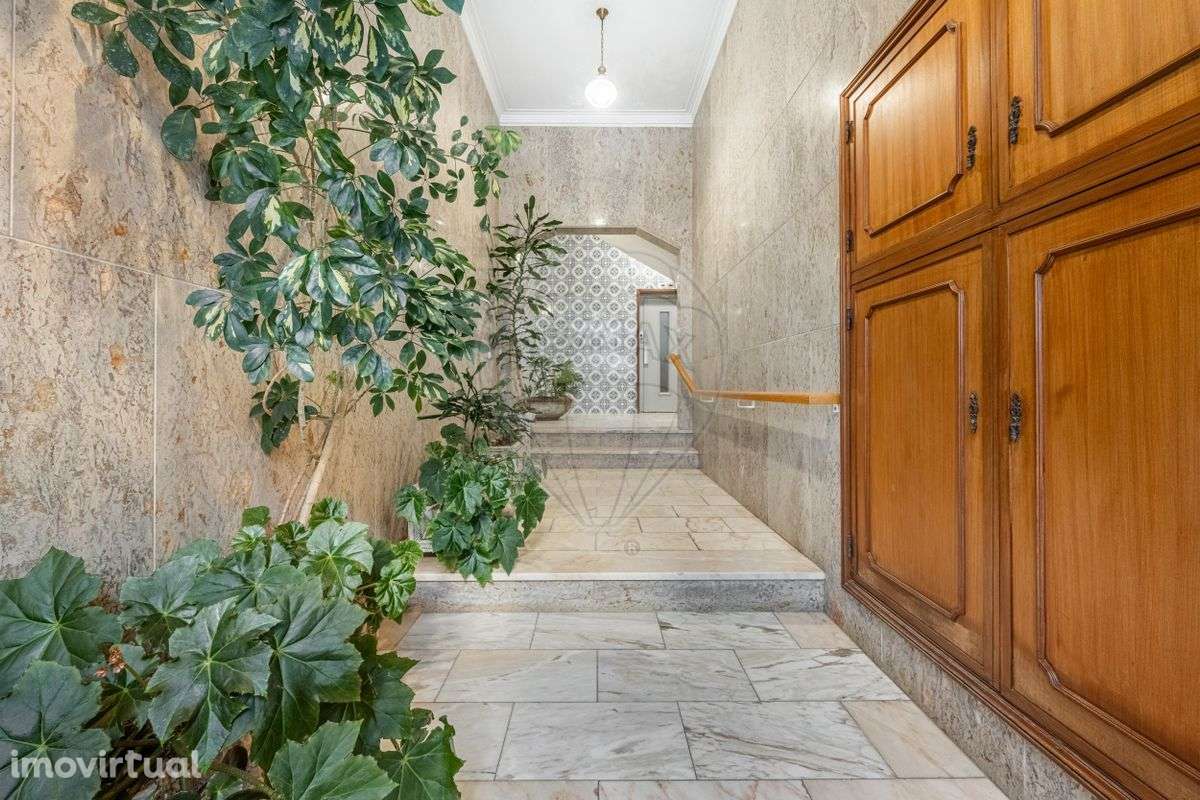 Apartamento T3 no centro de Espinho! - Grande imagem: 2/25