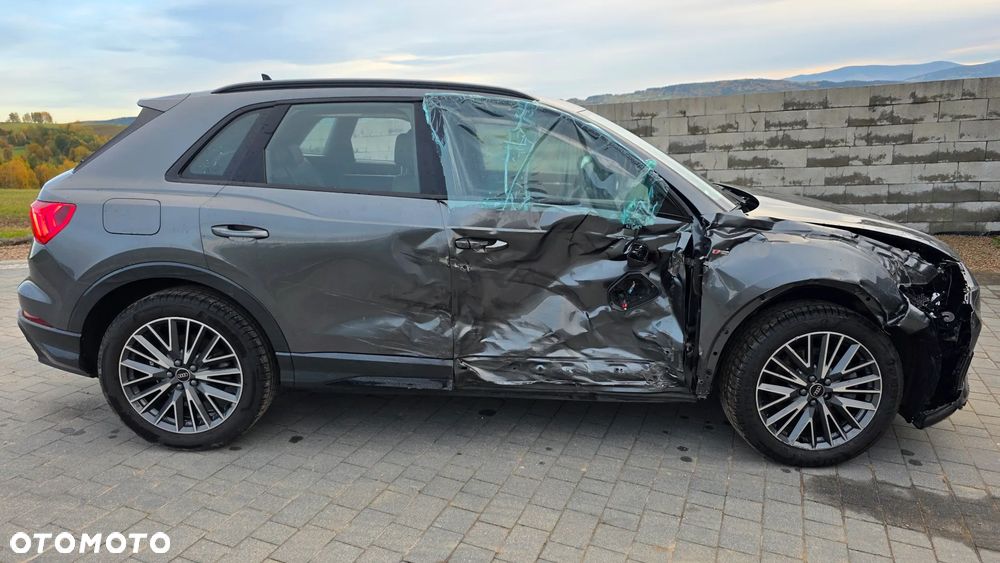 Audi Q3 40 TFSI Quattro S tronic S line - 3