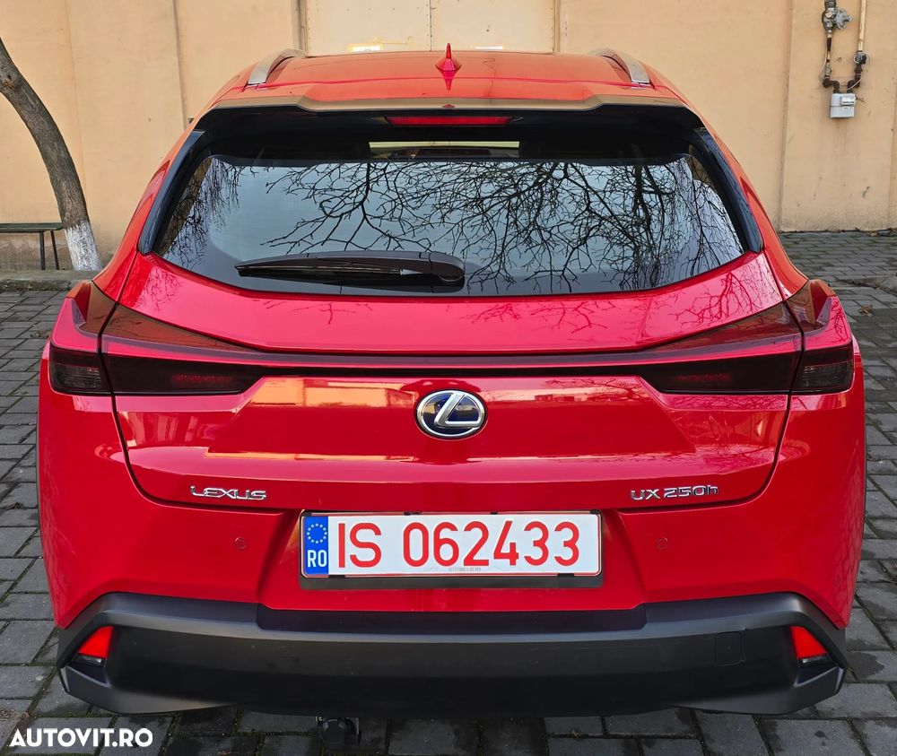 Lexus UX 250h 2.0L HEV 20H- (178 HP) 4X4 CVT Luxury - 4