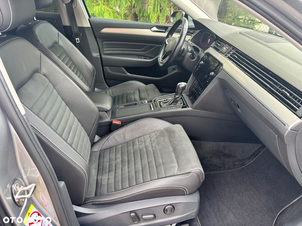 Volkswagen Passat 2.0 TDI EVO Elegance DSG - 18