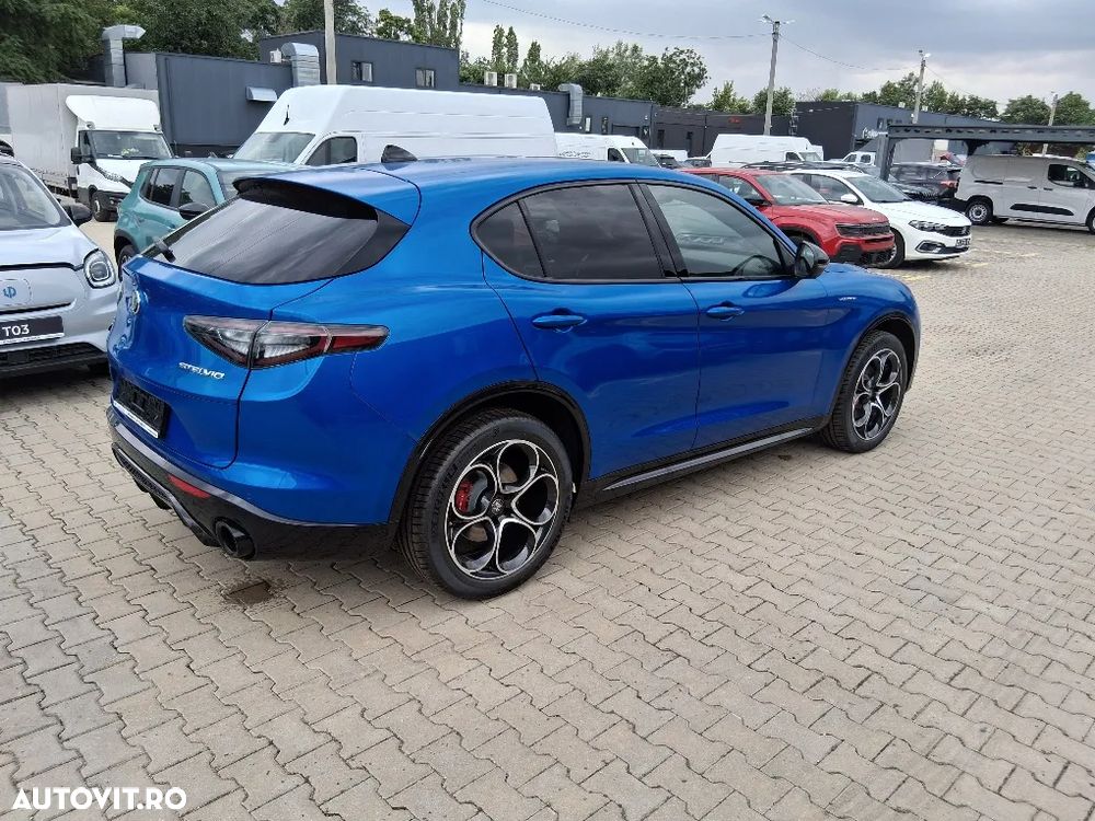 Alfa Romeo Stelvio 2.0 Turbo 16V AT8-Q4 Veloce - 5
