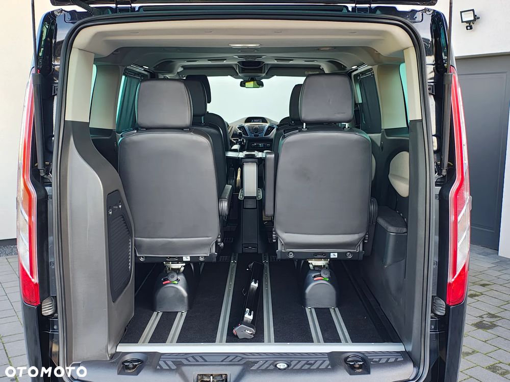 Ford Transit Custom 300 L2H1 VA Titanium - 28
