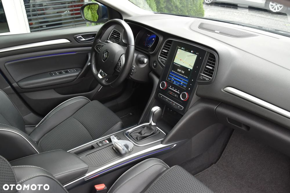 Renault Megane ENERGY TCe 160 EDC BOSE EDITION - 16
