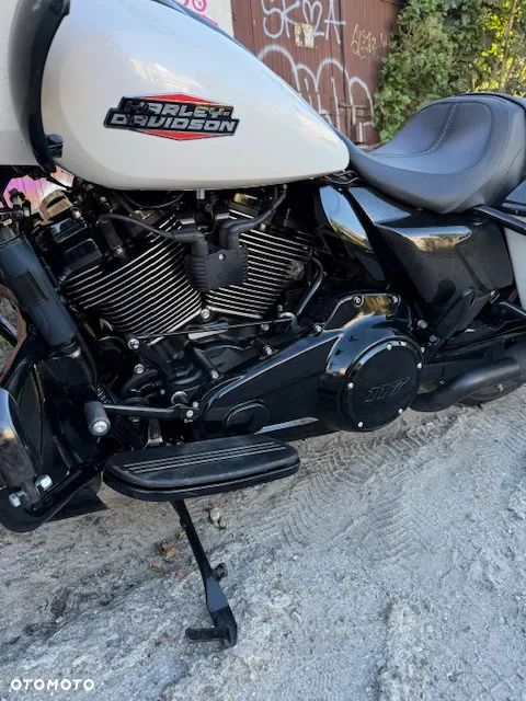 Harley-Davidson Touring Road Glide - 7