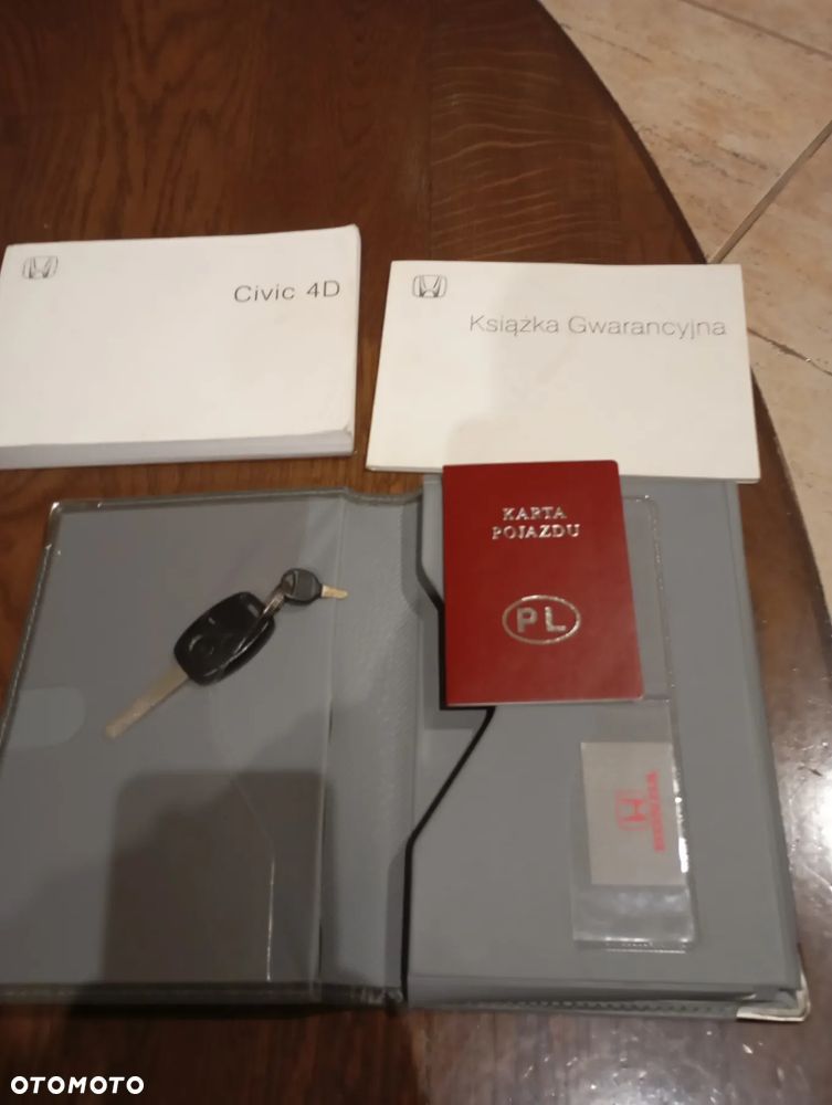 Honda Civic 1.8 Comfort - 25