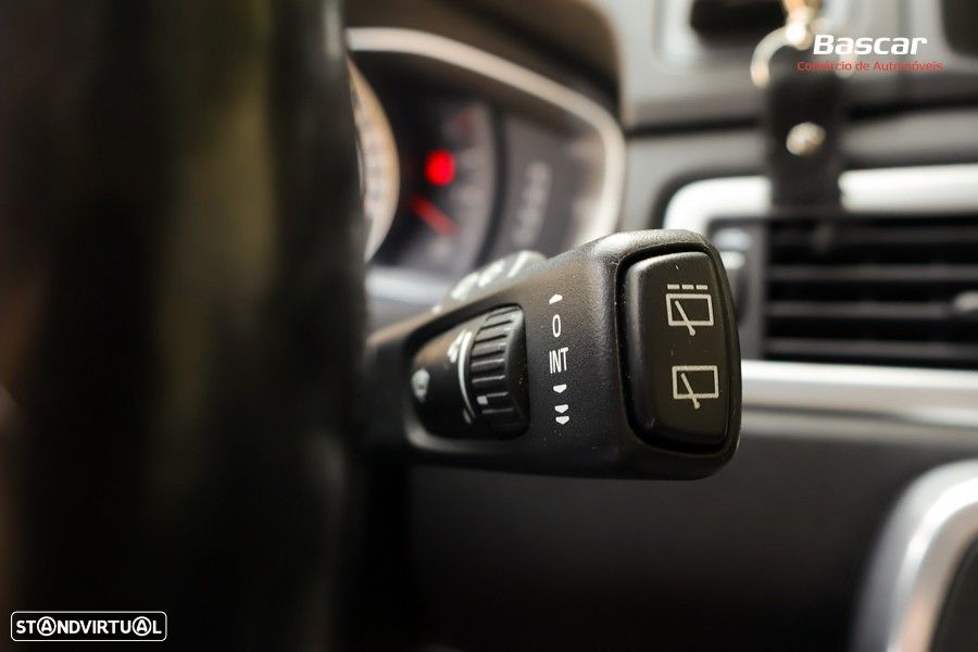 Volvo XC 70 D4 Geartronic Black Line - 55