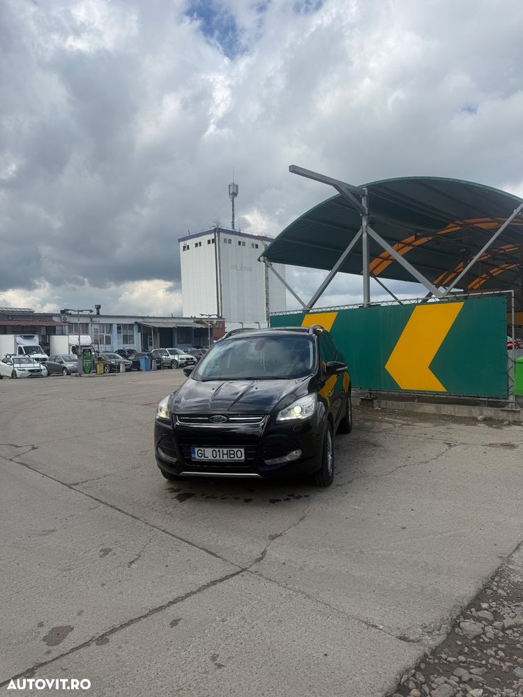 Ford Kuga 2.0 TDCi Powershift 4WD Titanium - 13
