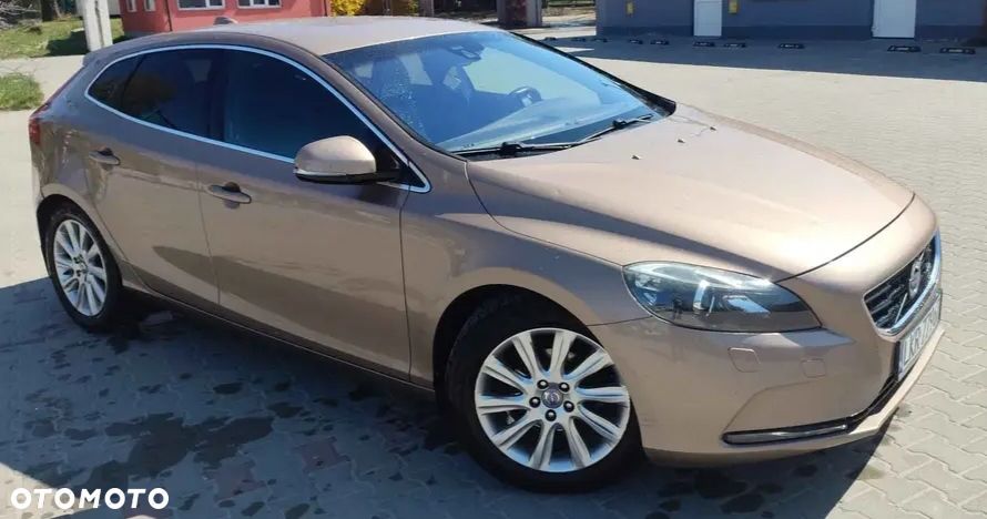 Volvo V40 D2 Summum - 2