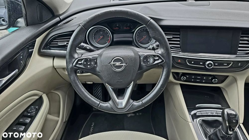 Opel Insignia 1.5 Direct InjectionTurbo Business Innovation - 28
