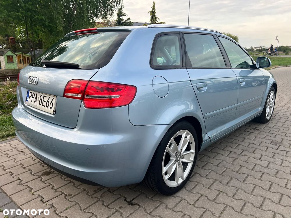Audi A3 Sportback 1.4 TFSI Ambition - 2