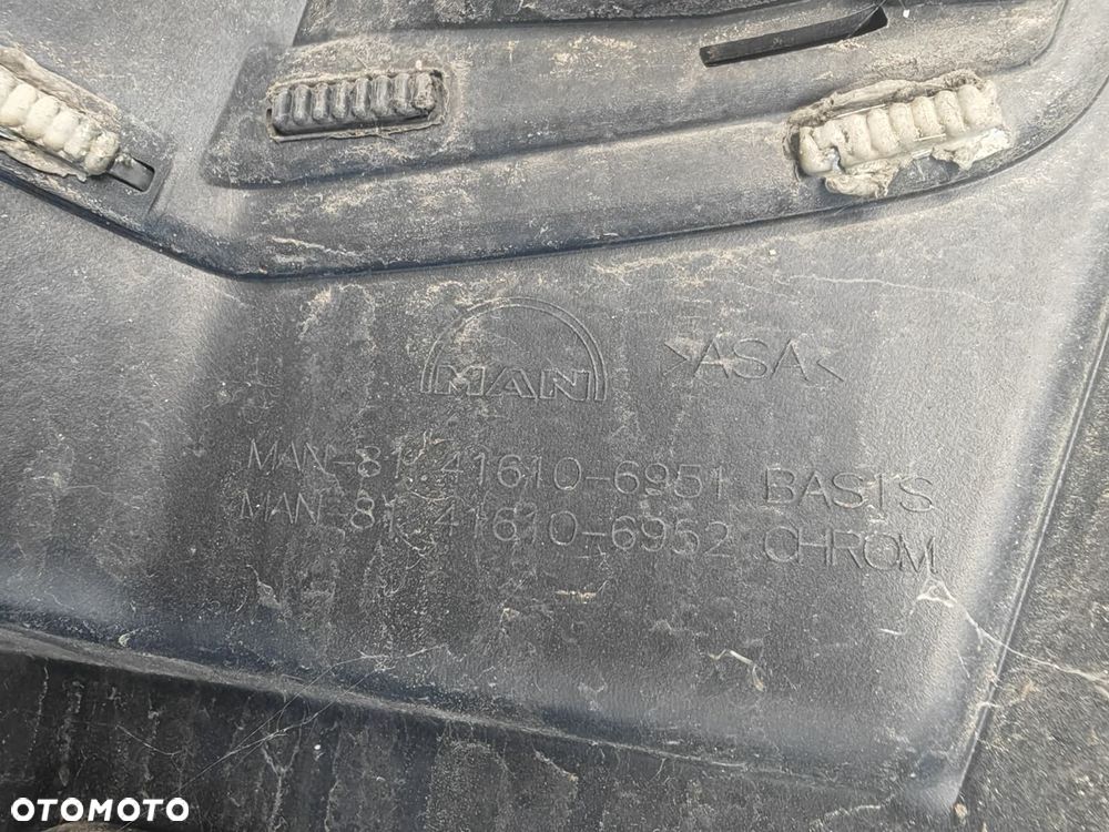 GRILL ZDERZAK PRZEDNI ŚRODKOWY MAN TGX EURO 6 81416106951 ORYGINAŁ - 2
