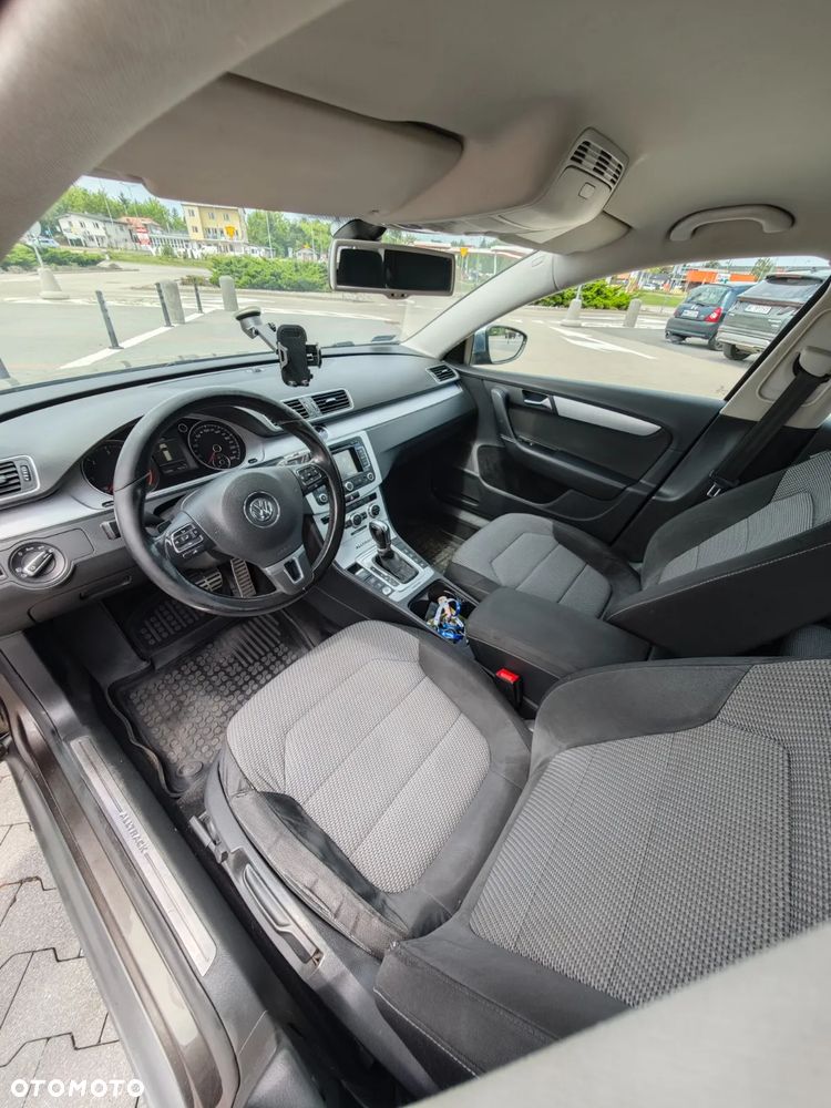 Volkswagen Passat Alltrack - 15