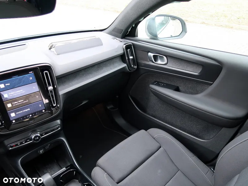 Volvo C40 - 24