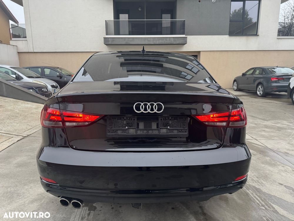 Audi A3 2.0 TDI ack S tronic - 8