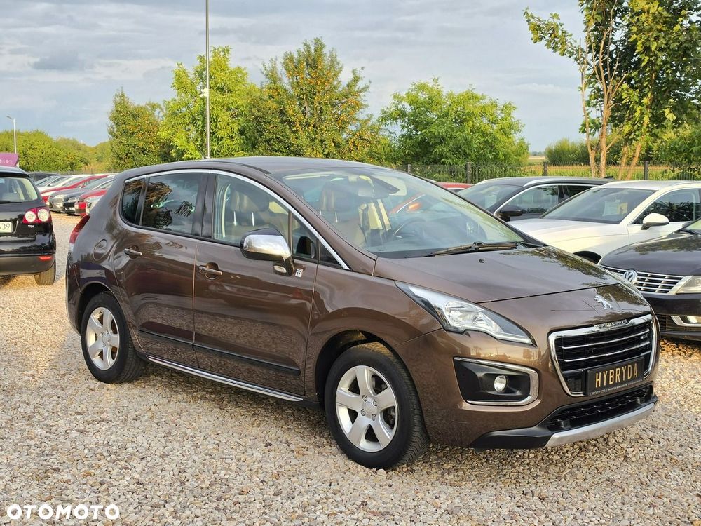 Peugeot 3008 Hybrid4 - 7