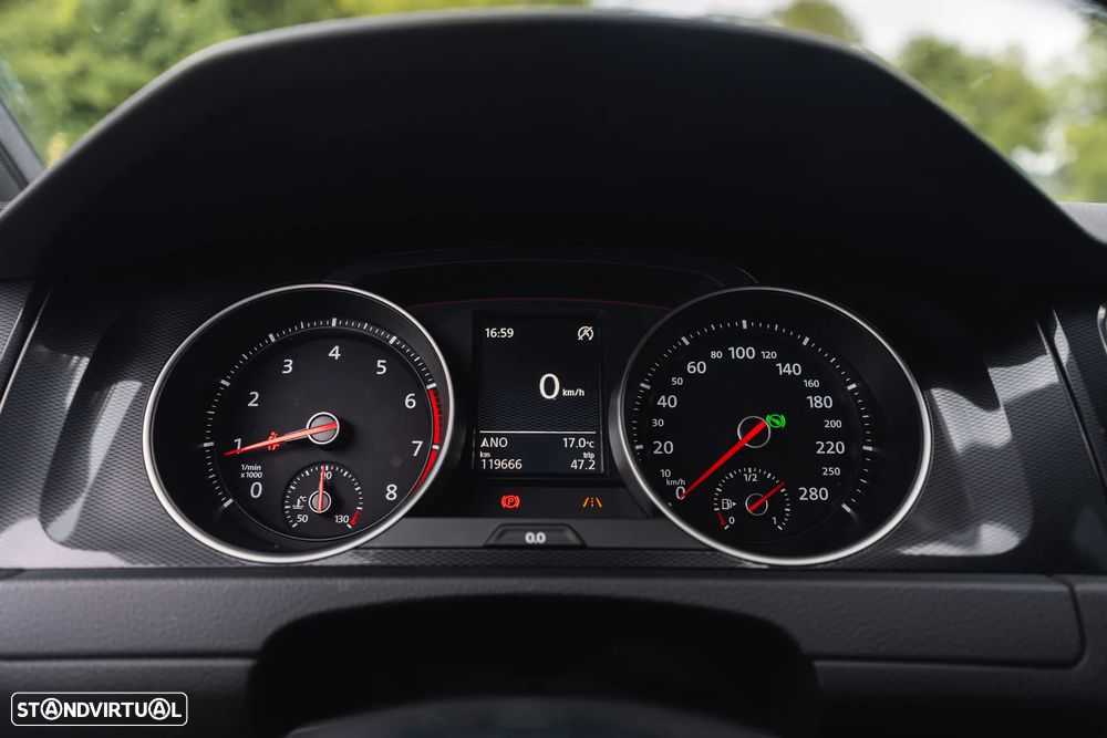 VW Golf GTI Performance BlueMotion DSG - 42