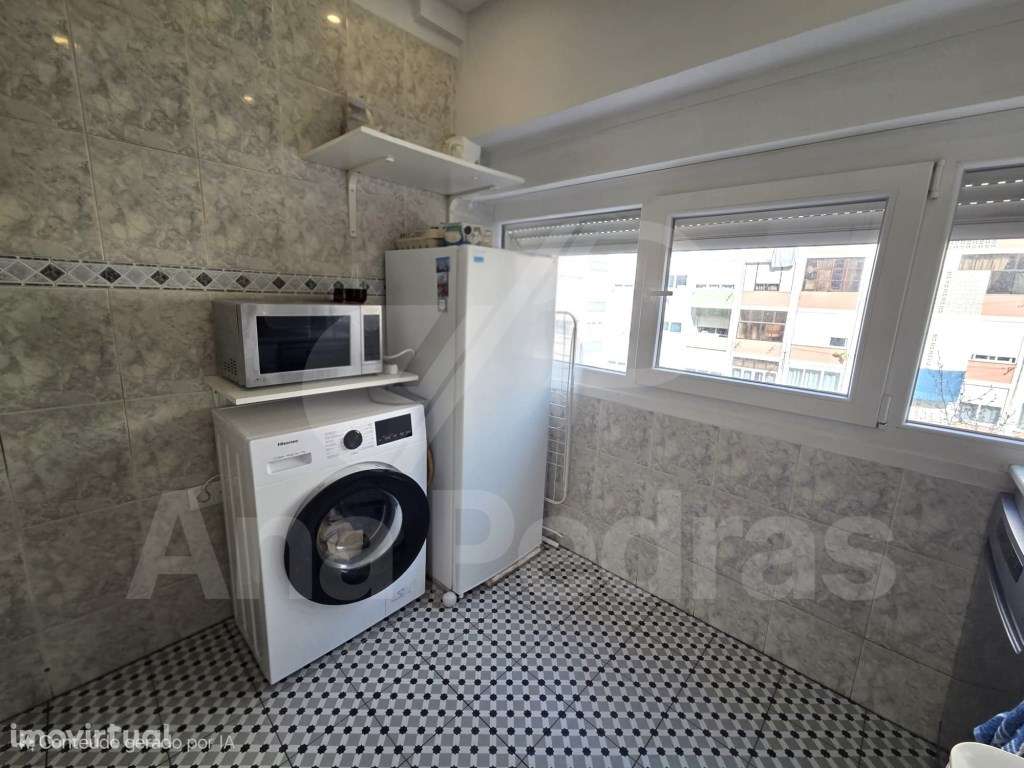 VENDA T2 BARREIRO - Junto ao Tribunal do Barreiro - Grande imagem: 3/12